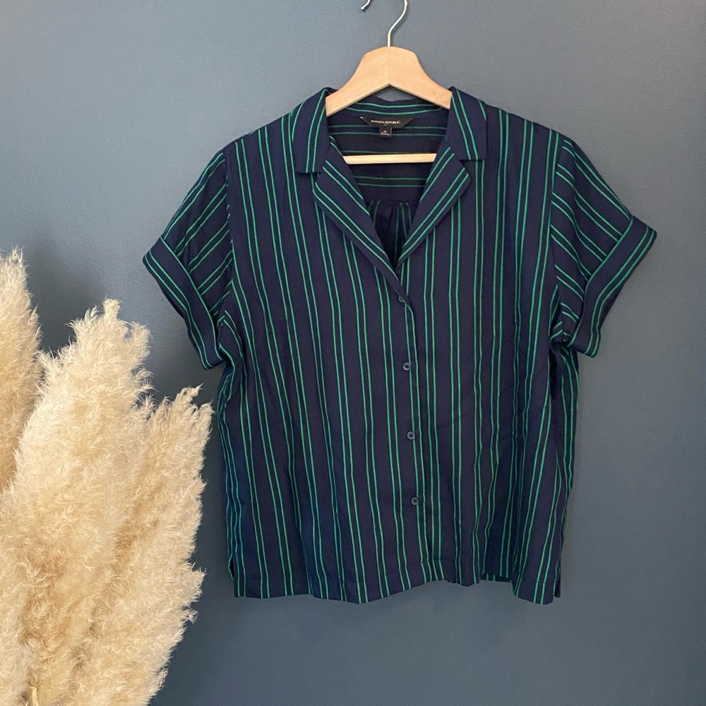 Banana republic collard button down
